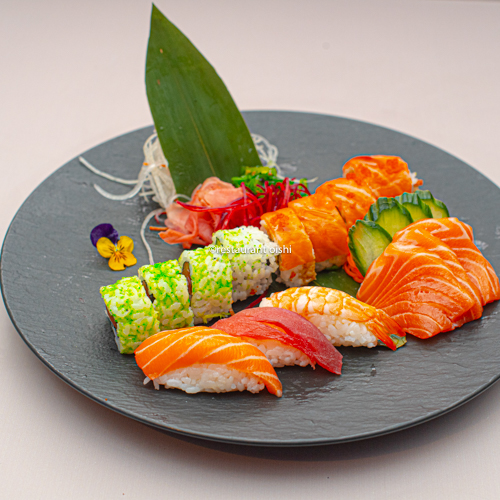 sushi roll sashimi